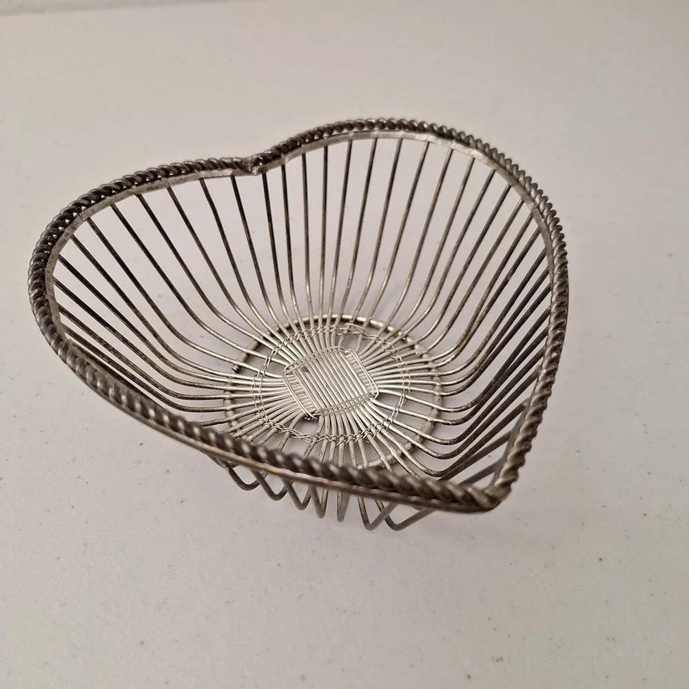 Vintage MCM Heavy Pewter Wire Basket Heart Abstract Metal Handmade Petina 6.5